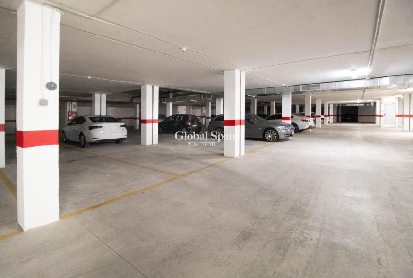 Odsprzedaż - MIESZKANIE -
TORREVIEJA - Punta prima