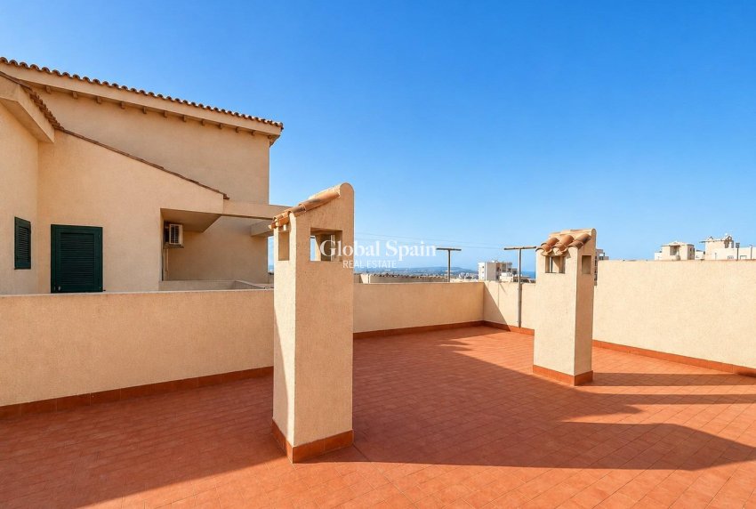 Odsprzedaż - MIESZKANIE -
TORREVIEJA - Torre del moro