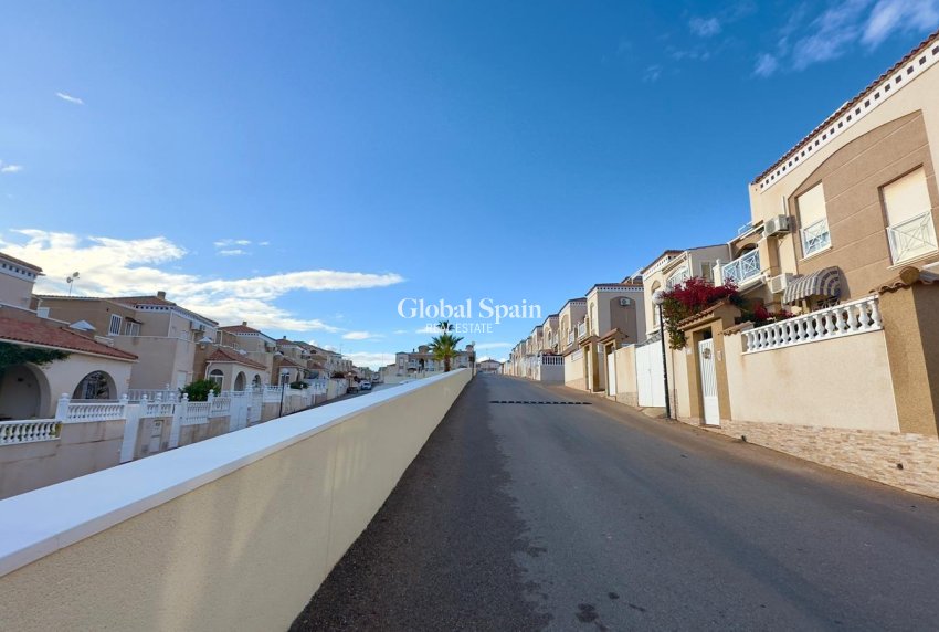 Odsprzedaż - MIESZKANIE -
TORREVIEJA - Torreblanca