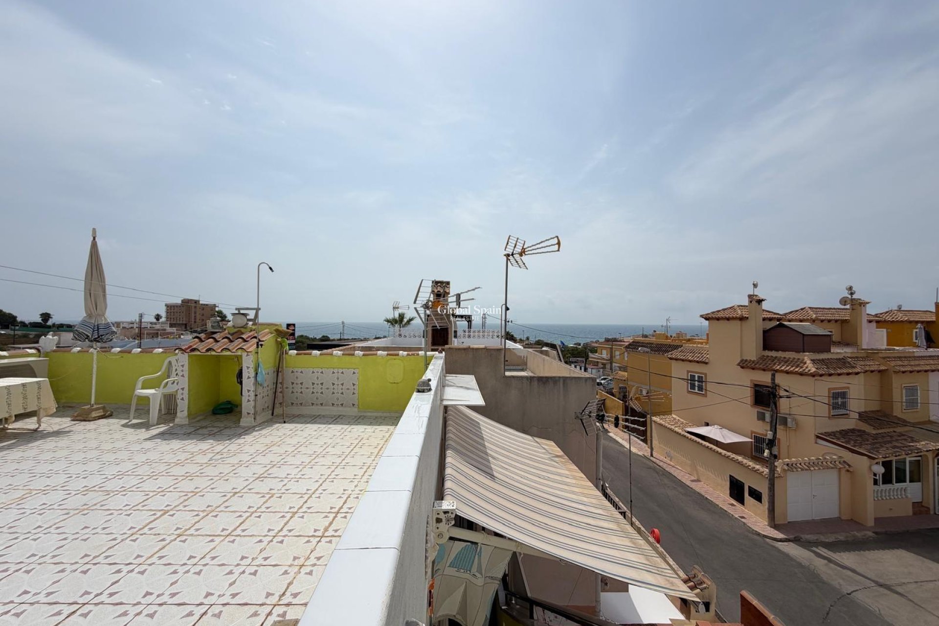 Odsprzedaż - MIESZKANIE -
TORREVIEJA - Torreblanca
