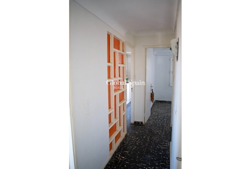 Odsprzedaż - MIESZKANIE -
TORREVIEJA - Torrevieja