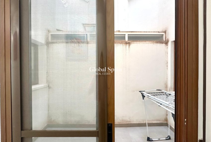 Odsprzedaż - MIESZKANIE -
TORREVIEJA - Torrevieja