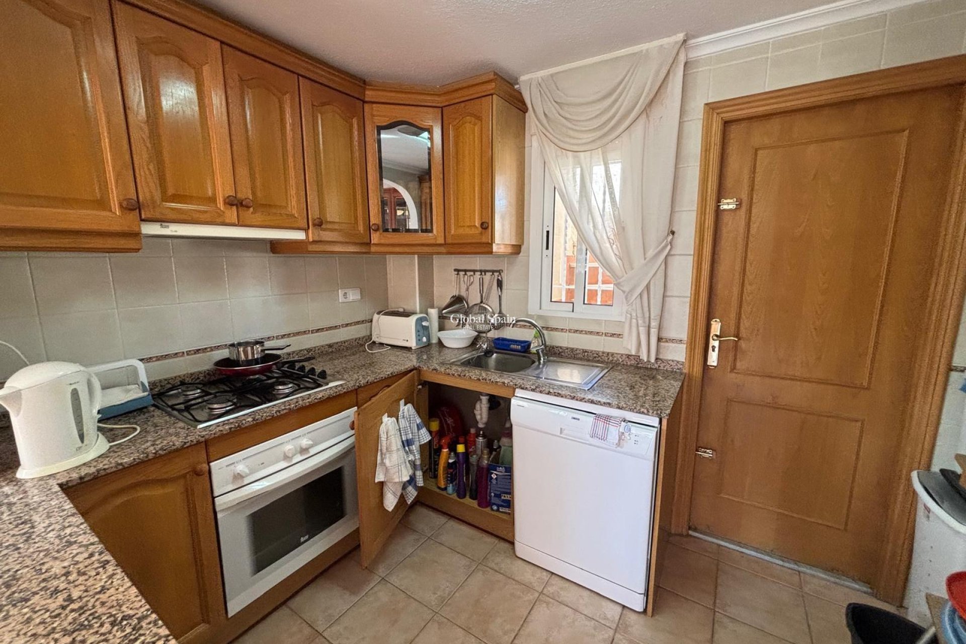 Odsprzedaż - MIESZKANIE -
TORREVIEJA - Torrevieja