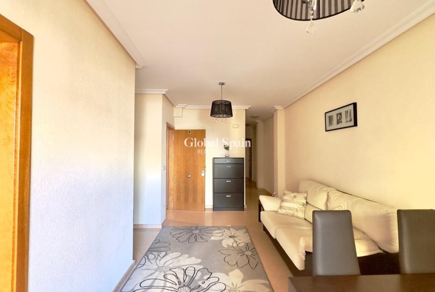 Odsprzedaż - MIESZKANIE -
TORREVIEJA - Torrevieja