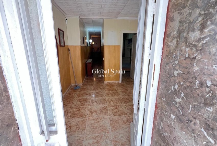 Odsprzedaż - MIESZKANIE -
TORREVIEJA - Torrevieja