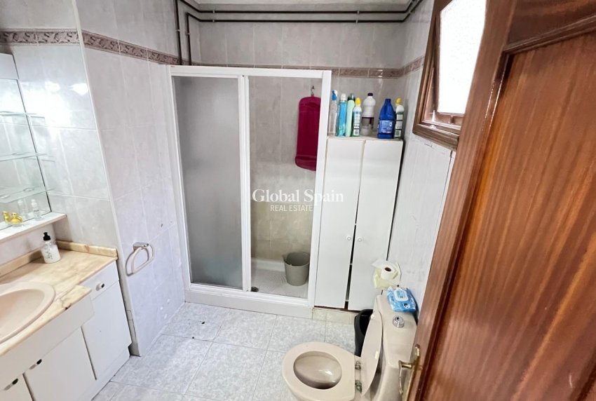 Odsprzedaż - MIESZKANIE -
TORREVIEJA - Torrevieja