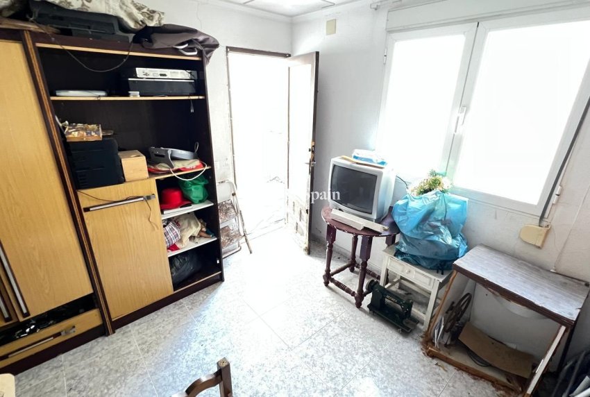 Odsprzedaż - MIESZKANIE -
TORREVIEJA - Torrevieja