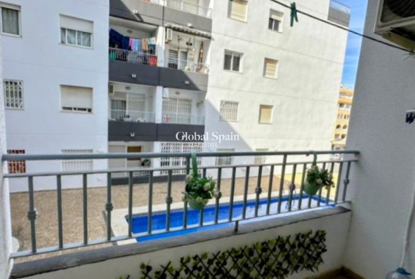 Odsprzedaż - MIESZKANIE -
TORREVIEJA - Torrevieja