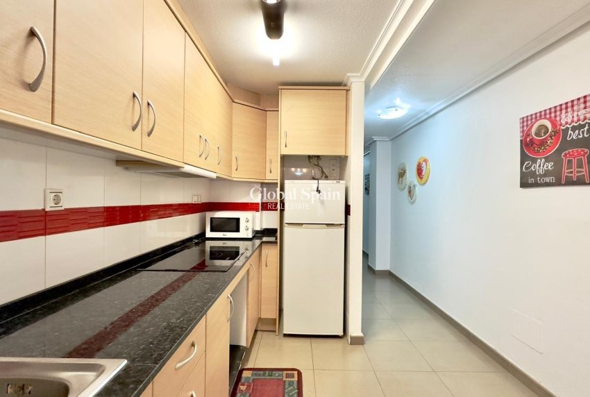 Odsprzedaż - MIESZKANIE -
TORREVIEJA - Torrevieja