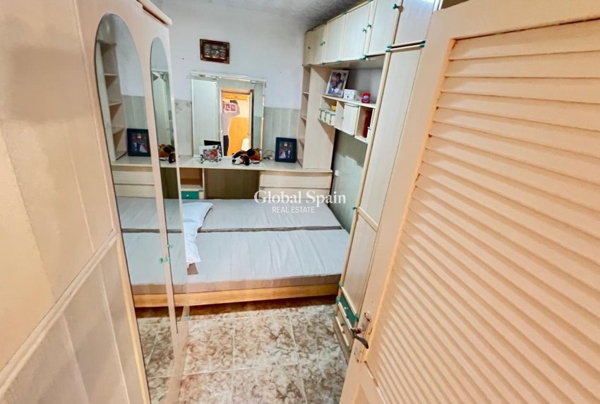 Odsprzedaż - MIESZKANIE -
TORREVIEJA - Torrevieja