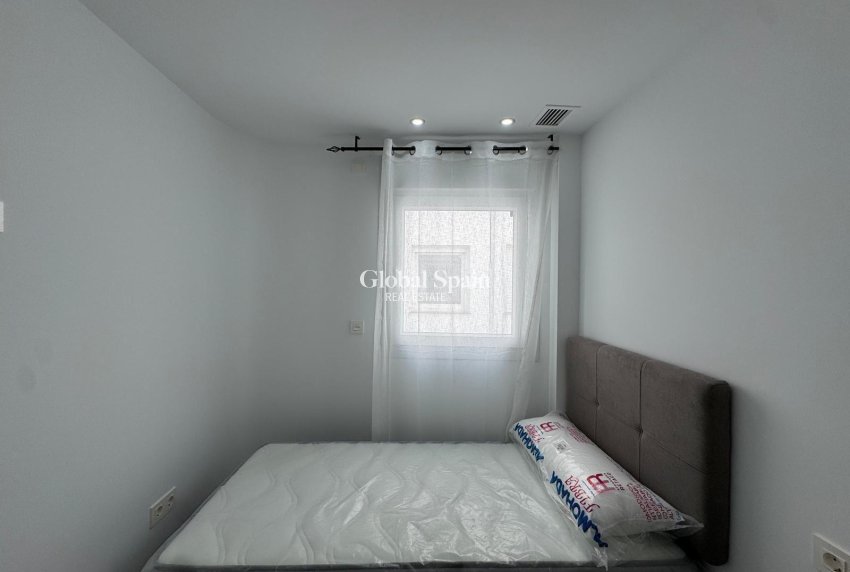 Odsprzedaż - MIESZKANIE -
TORREVIEJA - Torrevieja