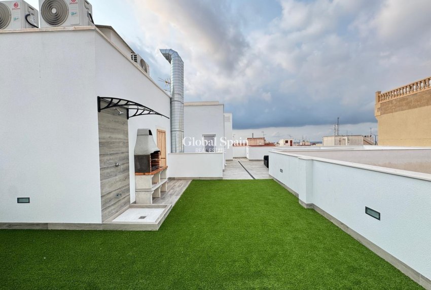 Odsprzedaż - MIESZKANIE -
TORREVIEJA - Torrevieja