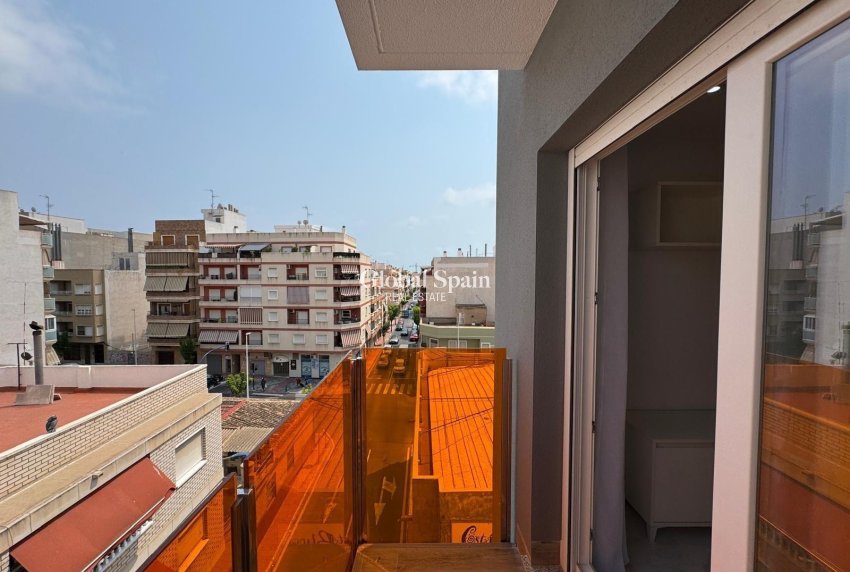 Odsprzedaż - MIESZKANIE -
TORREVIEJA - Torrevieja