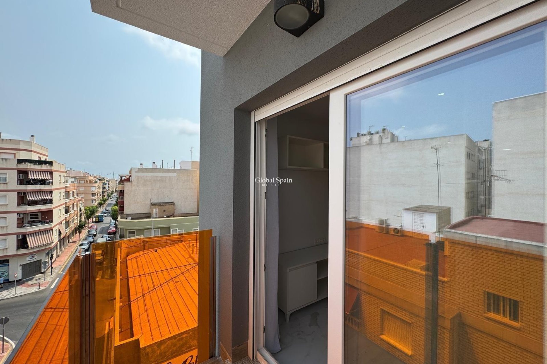 Odsprzedaż - MIESZKANIE -
TORREVIEJA - Torrevieja