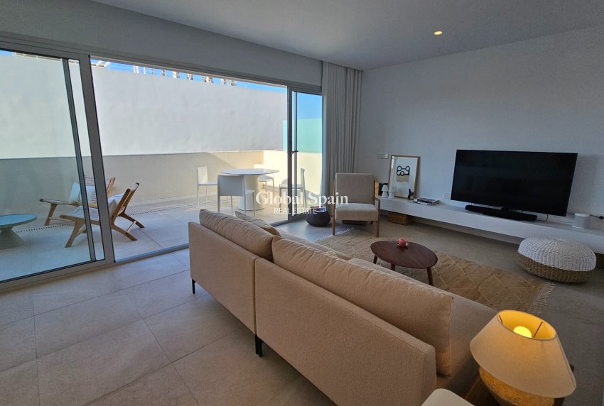Odsprzedaż - MIESZKANIE -
TORREVIEJA - Torrevieja