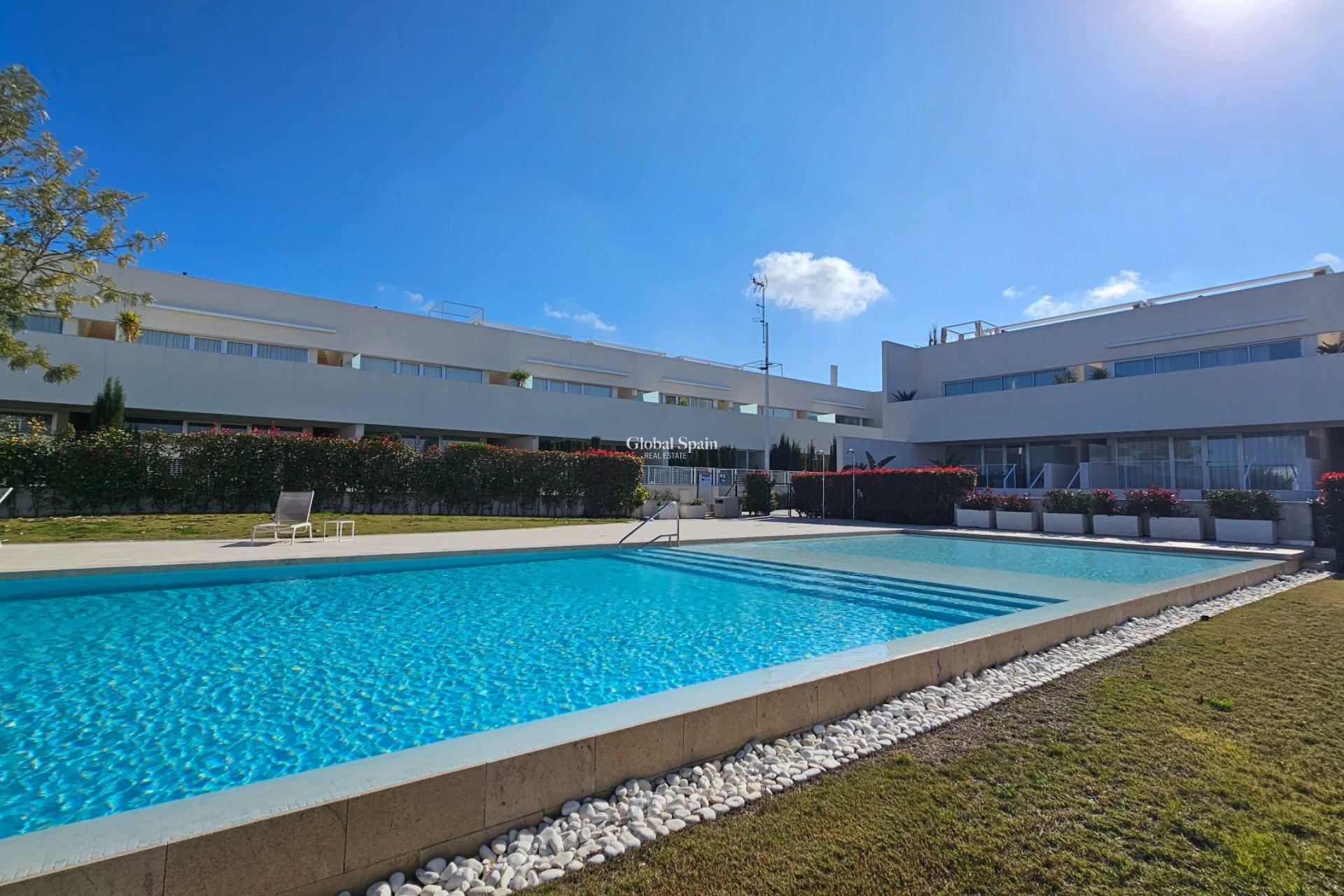 Odsprzedaż - MIESZKANIE -
TORREVIEJA - Torrevieja