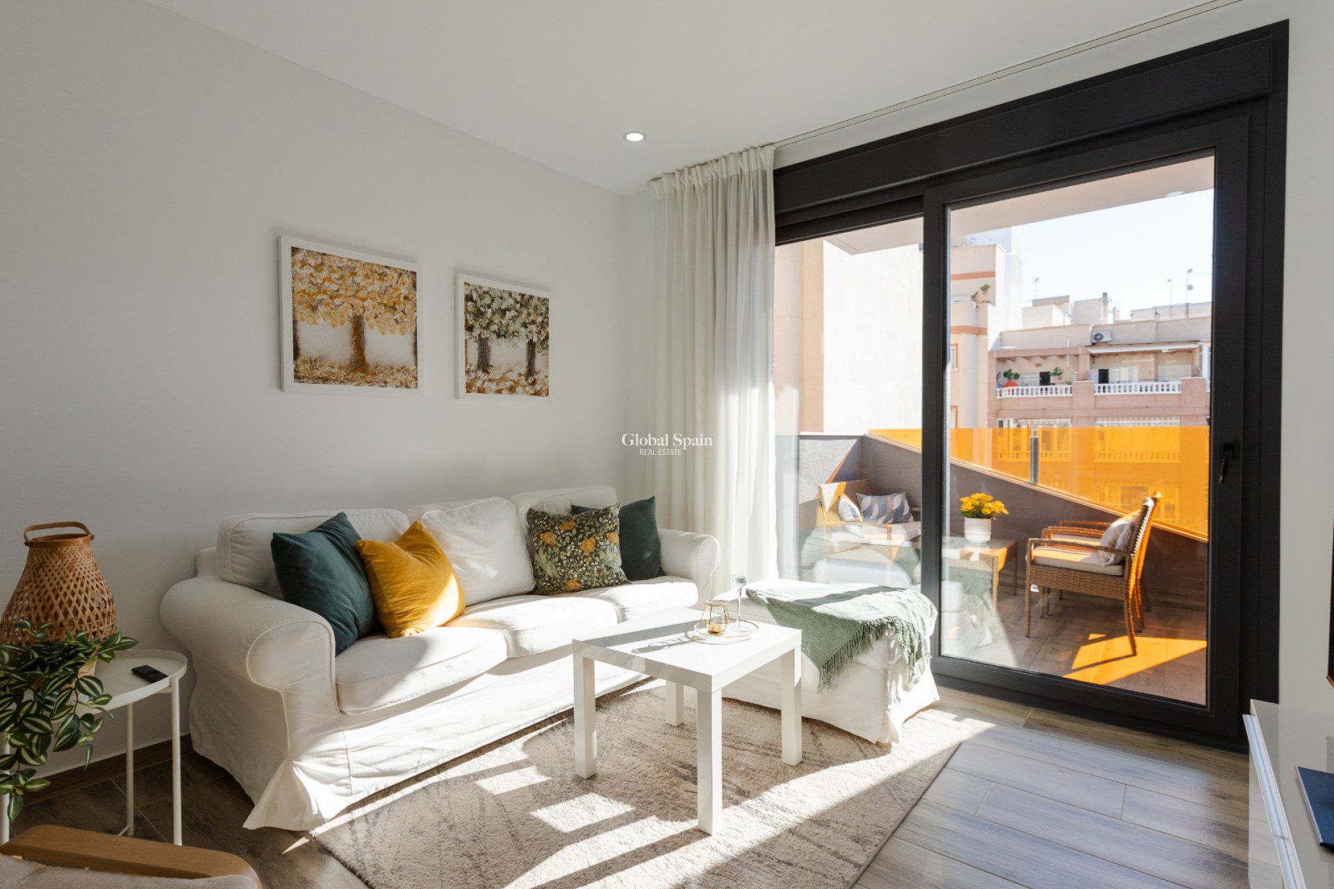 Odsprzedaż - MIESZKANIE -
TORREVIEJA - Torrevieja