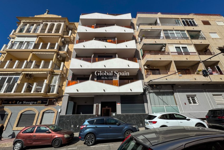 Odsprzedaż - MIESZKANIE -
TORREVIEJA - Torrevieja