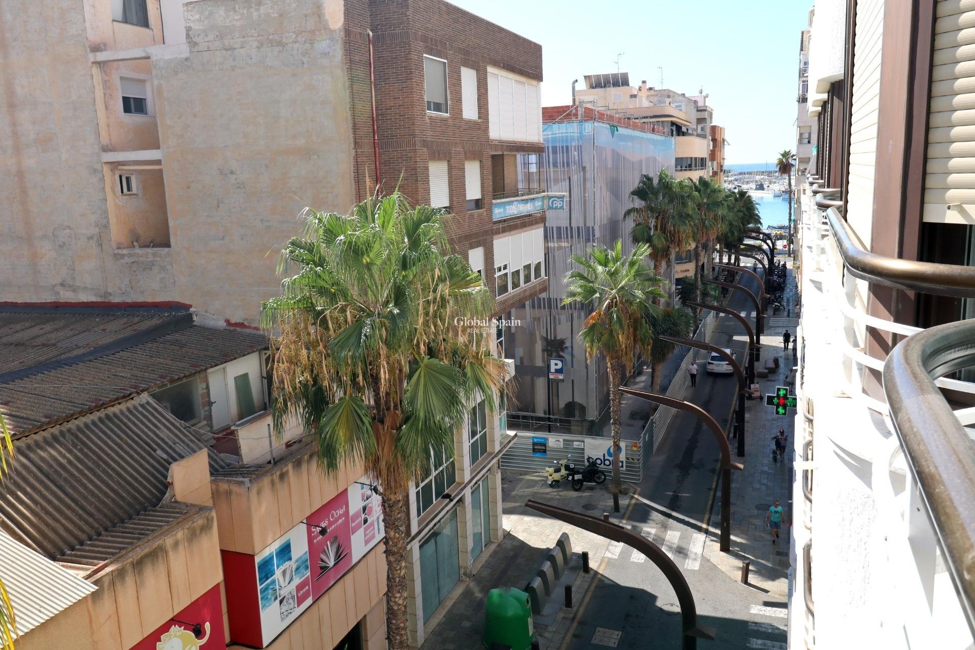 Odsprzedaż - MIESZKANIE -
TORREVIEJA - Torrevieja