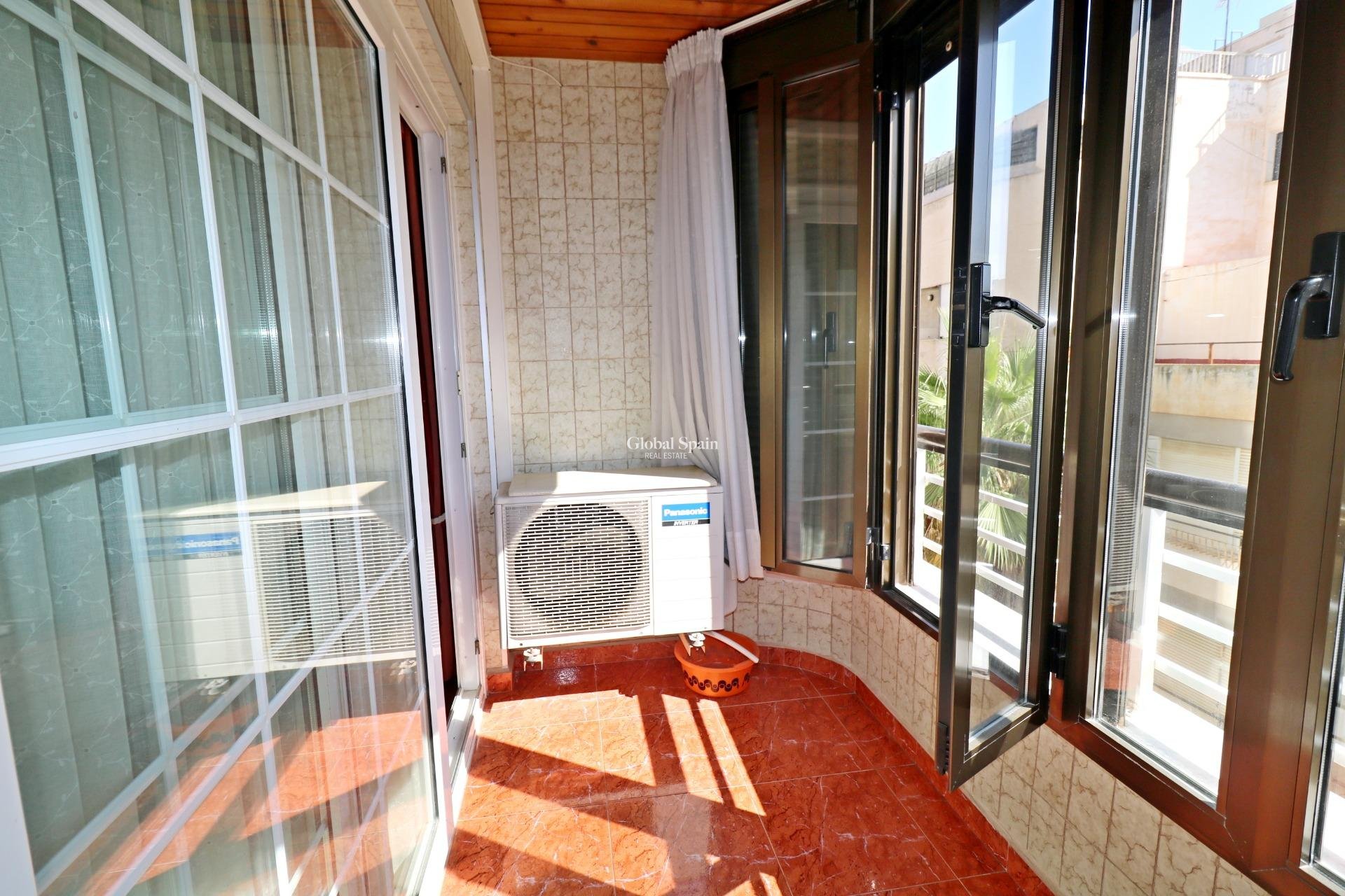 Odsprzedaż - MIESZKANIE -
TORREVIEJA - Torrevieja