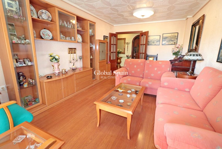 Odsprzedaż - MIESZKANIE -
TORREVIEJA - Torrevieja