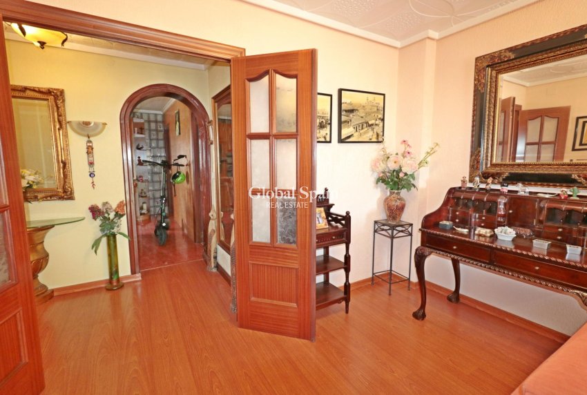 Odsprzedaż - MIESZKANIE -
TORREVIEJA - Torrevieja