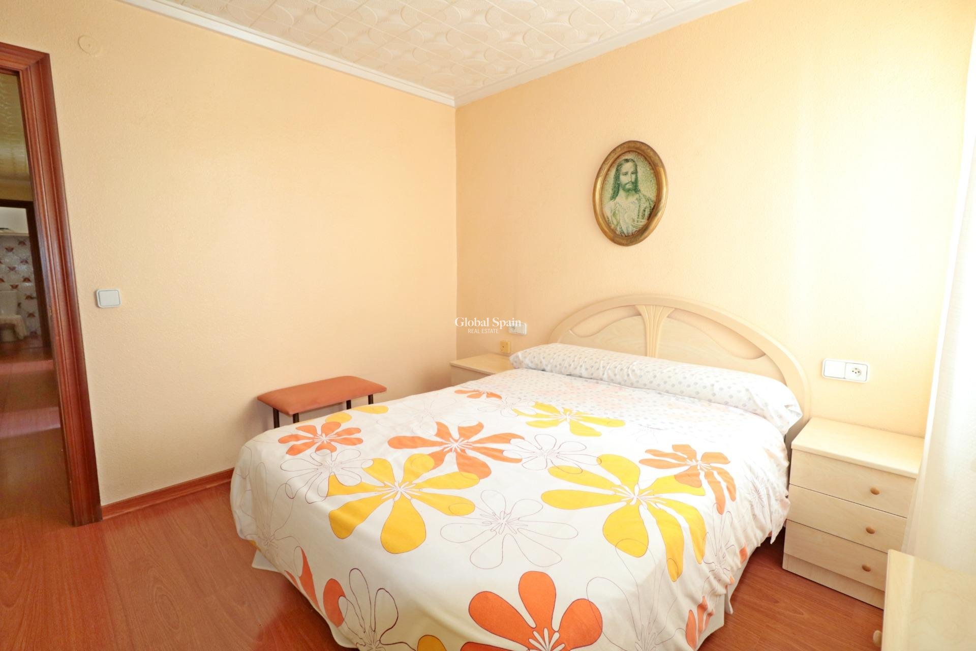 Odsprzedaż - MIESZKANIE -
TORREVIEJA - Torrevieja
