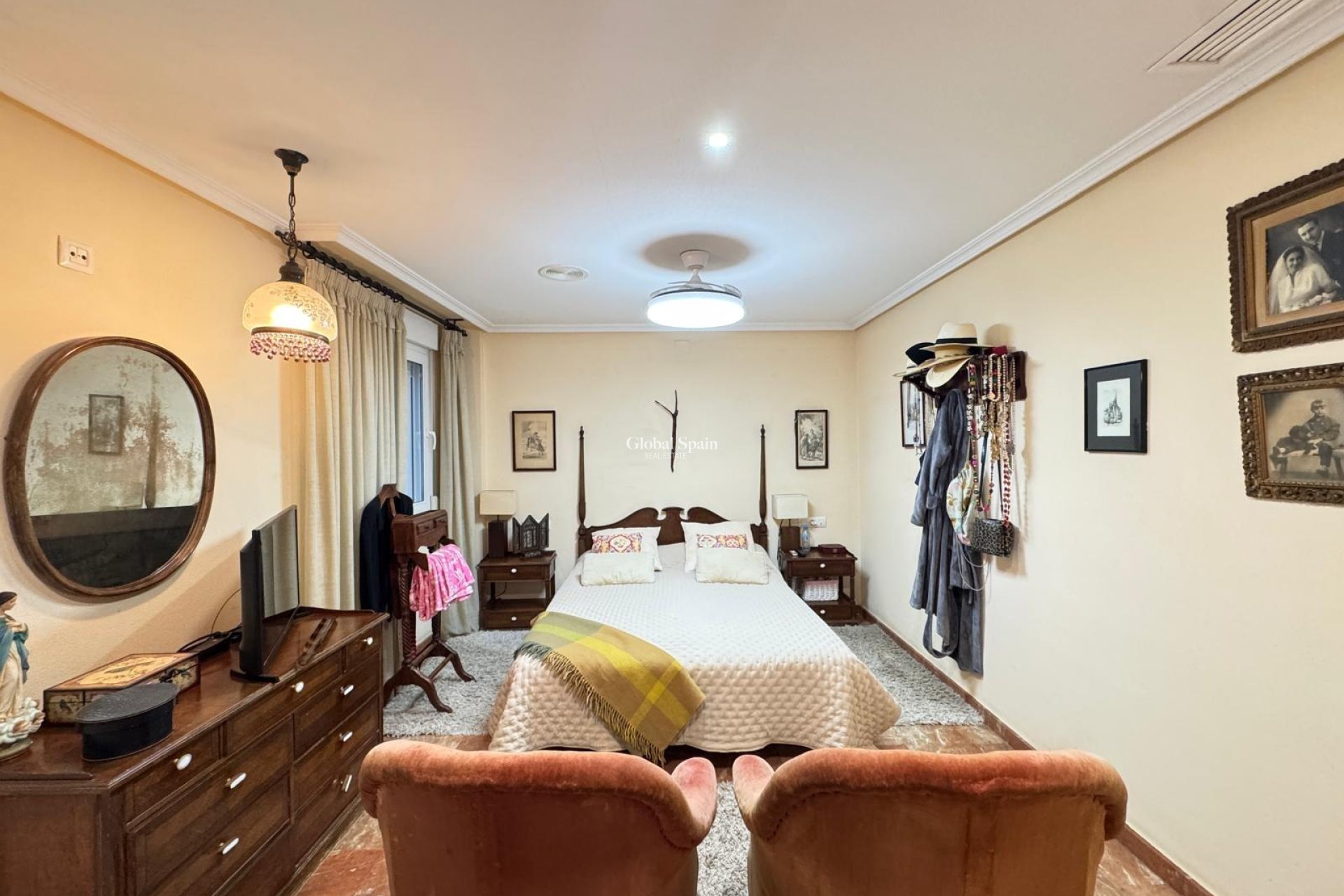 Odsprzedaż - MIESZKANIE -
TORREVIEJA - Torrevieja
