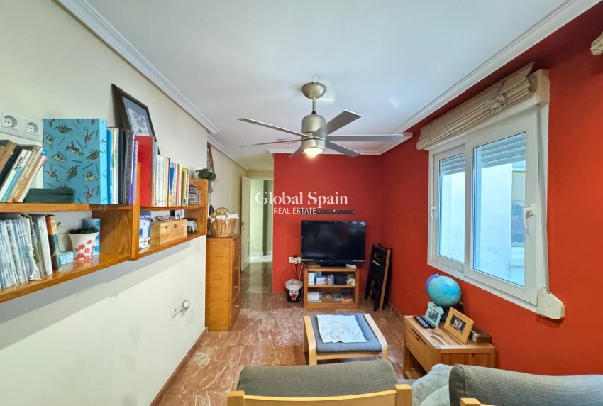 Odsprzedaż - MIESZKANIE -
TORREVIEJA - Torrevieja