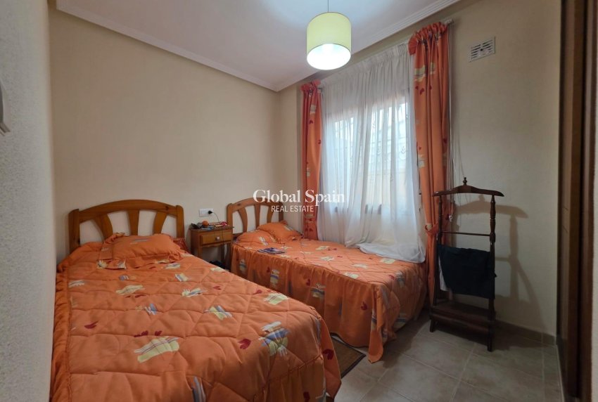 Odsprzedaż - MIESZKANIE -
TORREVIEJA - Zona Los Frutales