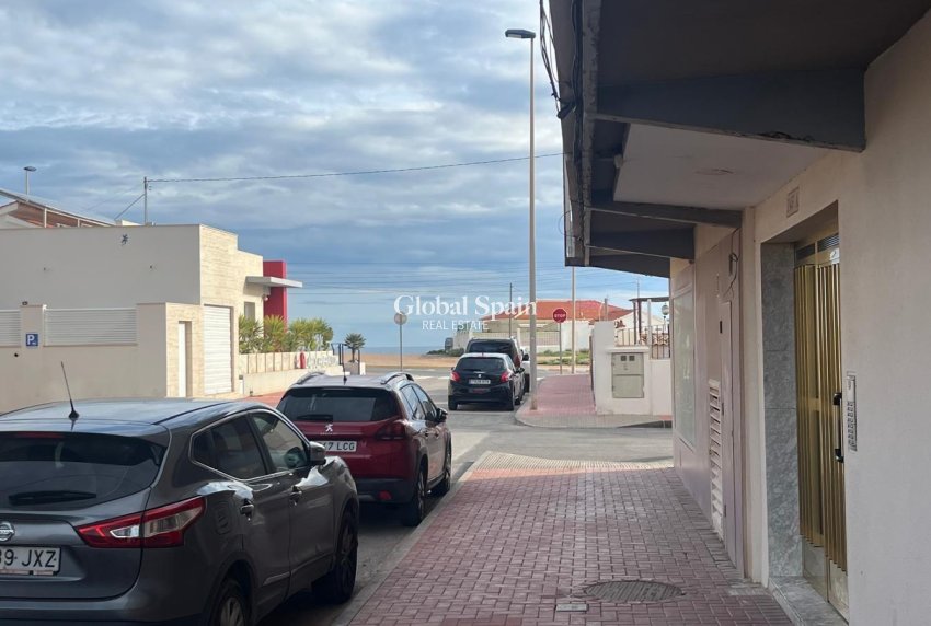 Odsprzedaż - MIESZKANIE -
TORREVIEJA - Zona Los Frutales