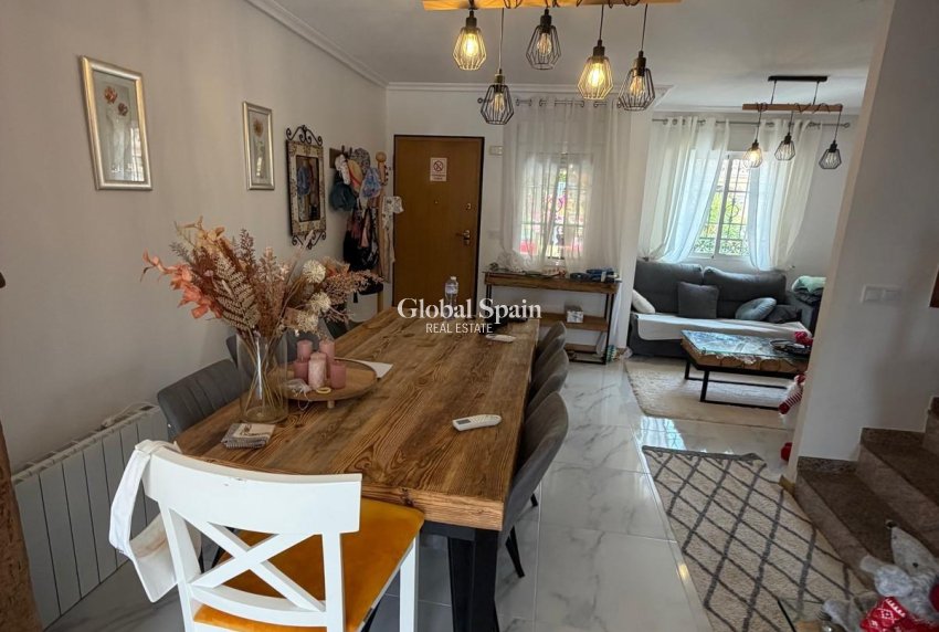 Odsprzedaż - MIESZKANIE -
TORREVIEJA - Zona Los Frutales