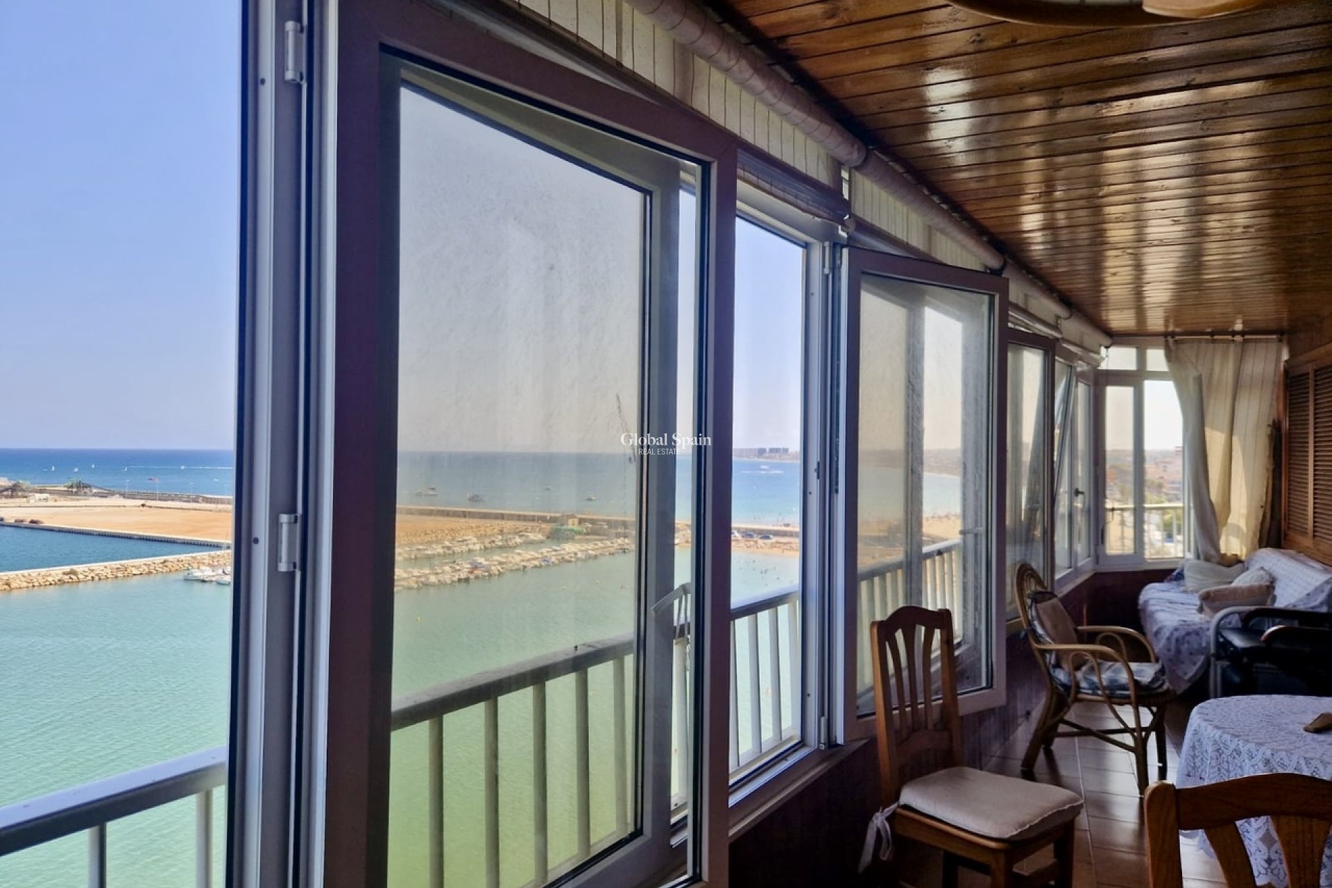 Odsprzedaż - MIESZKANIE -
TORREVIEJA - 