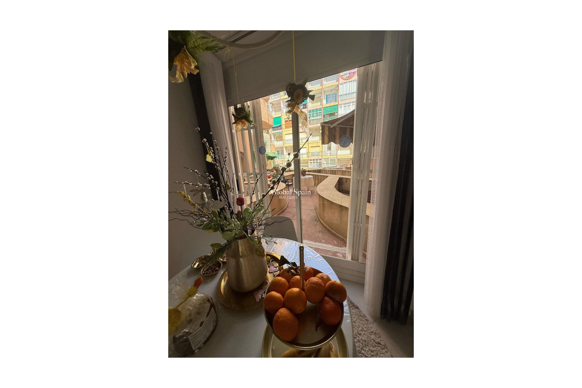 Odsprzedaż - MIESZKANIE -
TORREVIEJA - 