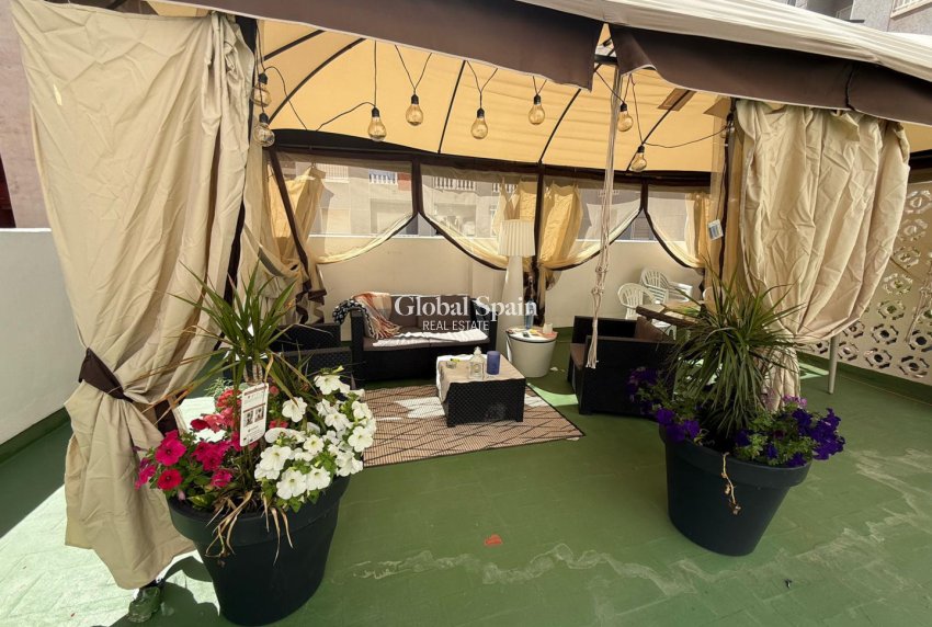 Odsprzedaż - MIESZKANIE -
TORREVIEJA - 