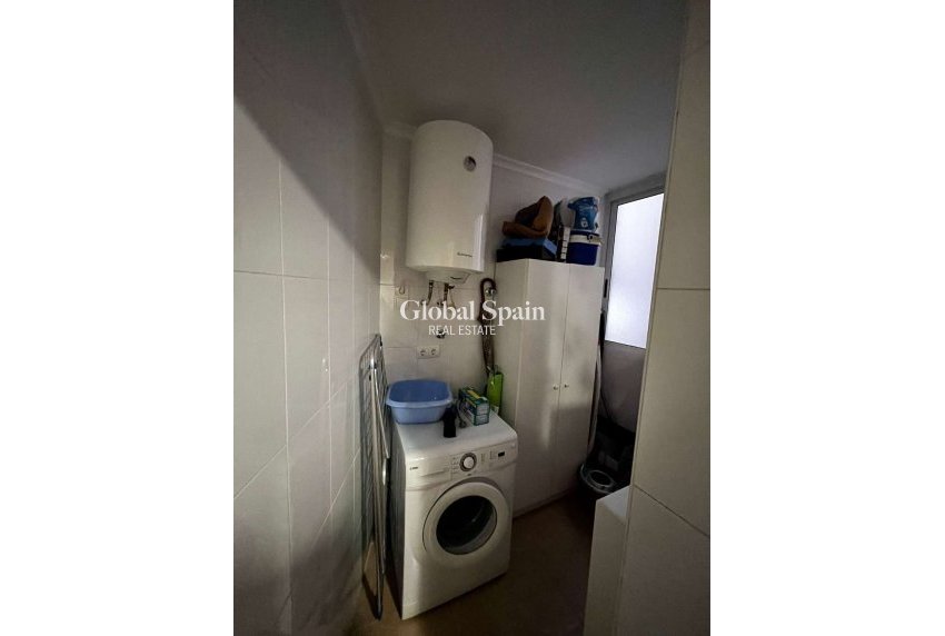 Odsprzedaż - MIESZKANIE -
TORREVIEJA - 