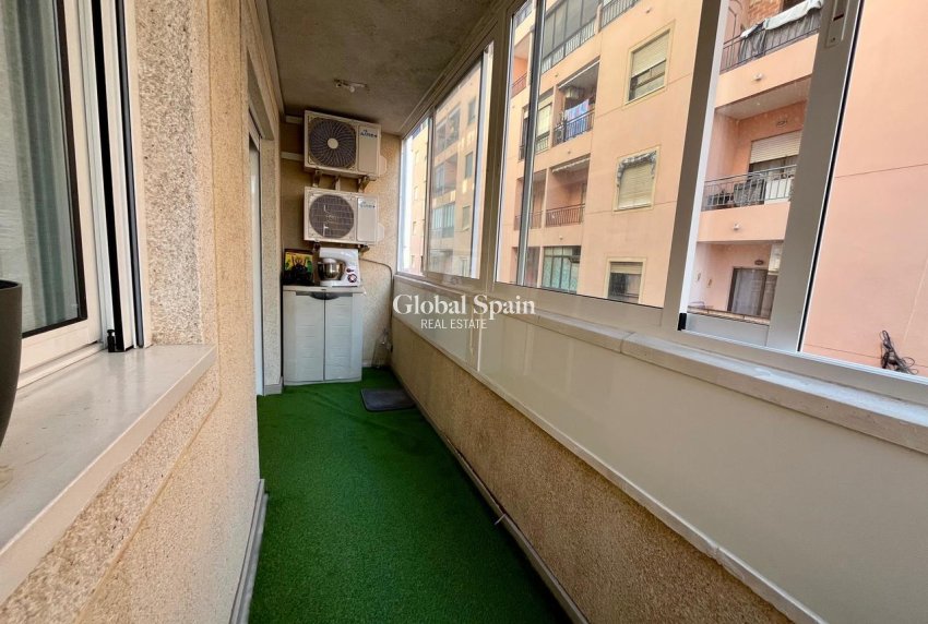 Odsprzedaż - MIESZKANIE -
TORREVIEJA - 