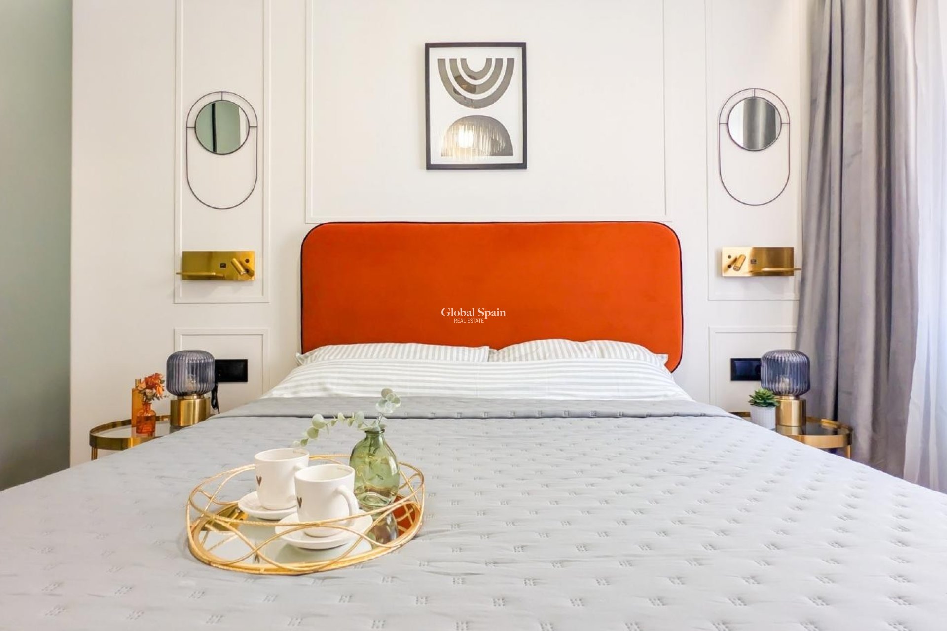 Odsprzedaż - MIESZKANIE -
TORREVIEJA - 