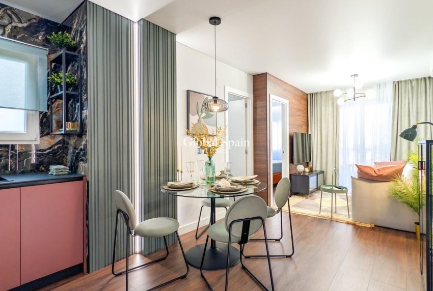 Odsprzedaż - MIESZKANIE -
TORREVIEJA - 