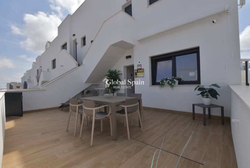 Odsprzedaż - MIESZKANIE -
TORREVIEJA - 