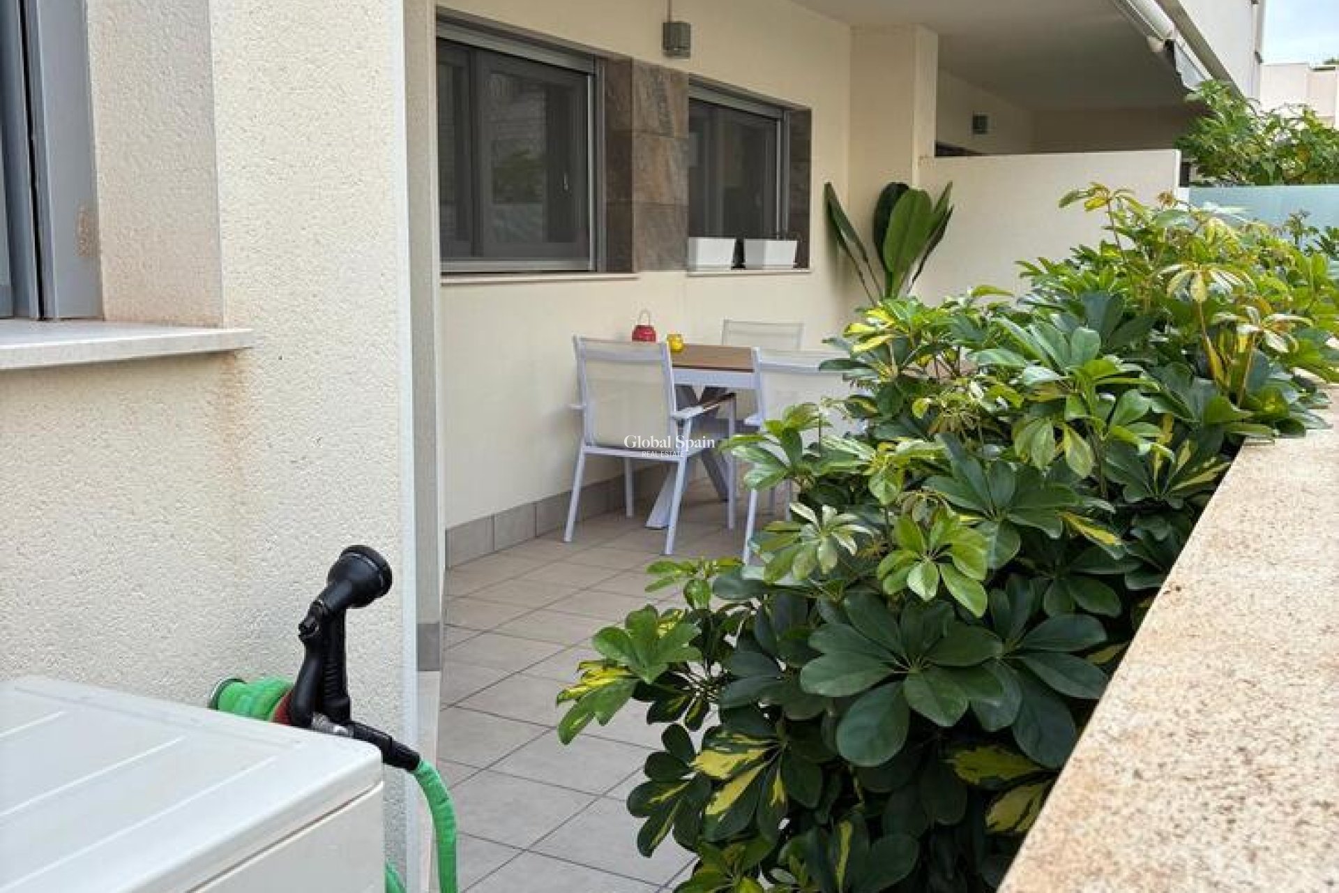 Odsprzedaż - MIESZKANIE -
TORREVIEJA - 