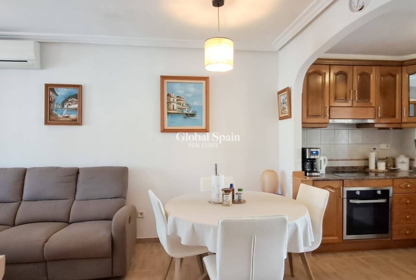 Odsprzedaż - MIESZKANIE -
TORREVIEJA - 