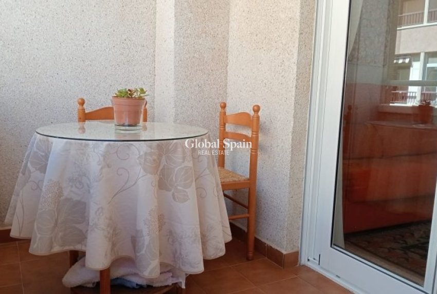 Odsprzedaż - MIESZKANIE -
TORREVIEJA - 