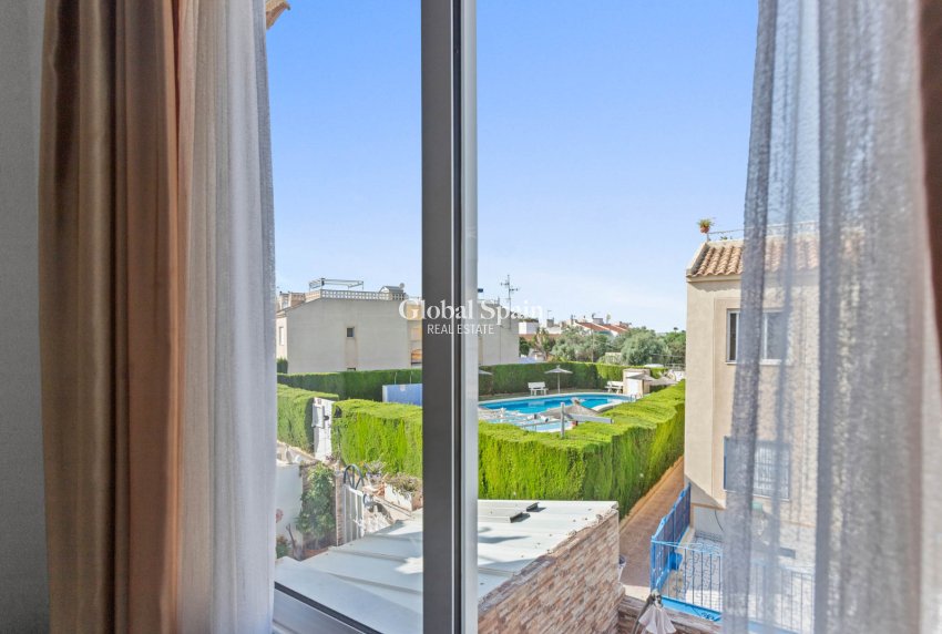 Odsprzedaż - MIESZKANIE -
TORREVIEJA - 