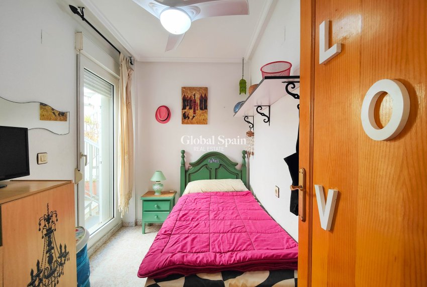 Odsprzedaż - MIESZKANIE -
TORREVIEJA - 