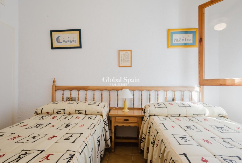 Odsprzedaż - MIESZKANIE -
TORREVIEJA - 