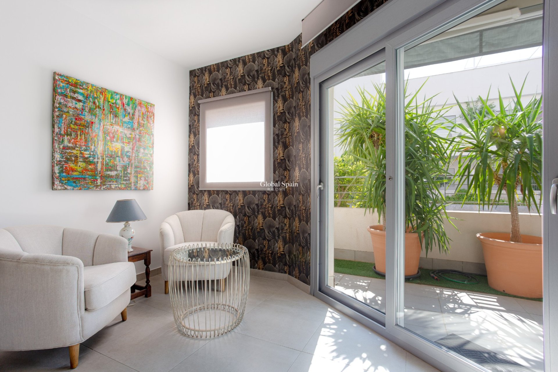 Odsprzedaż - MIESZKANIE -
TORREVIEJA - 