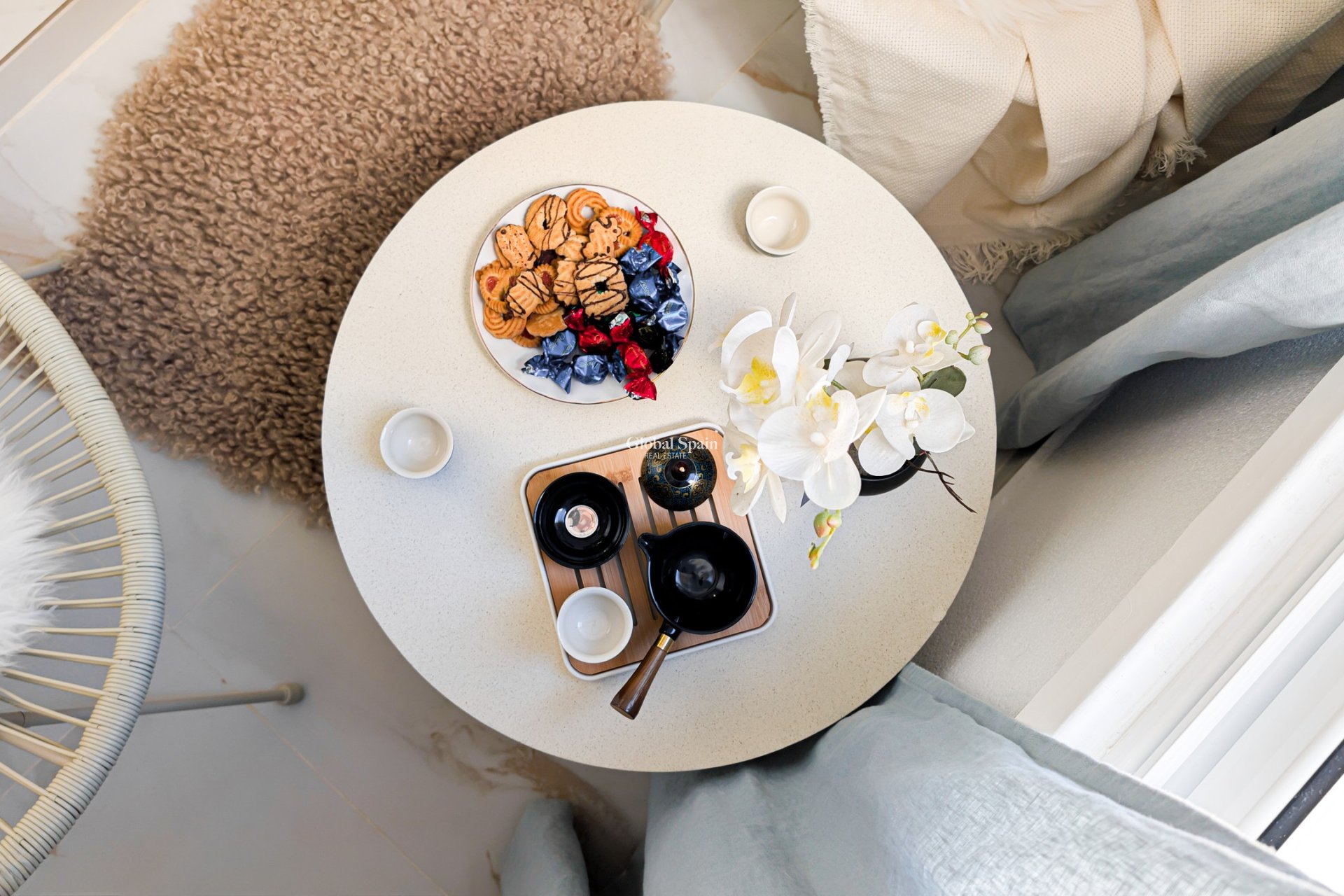 Odsprzedaż - MIESZKANIE -
TORREVIEJA - 