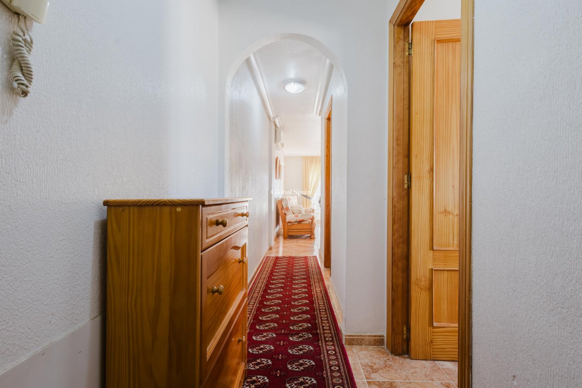 Odsprzedaż - MIESZKANIE -
TORREVIEJA - 