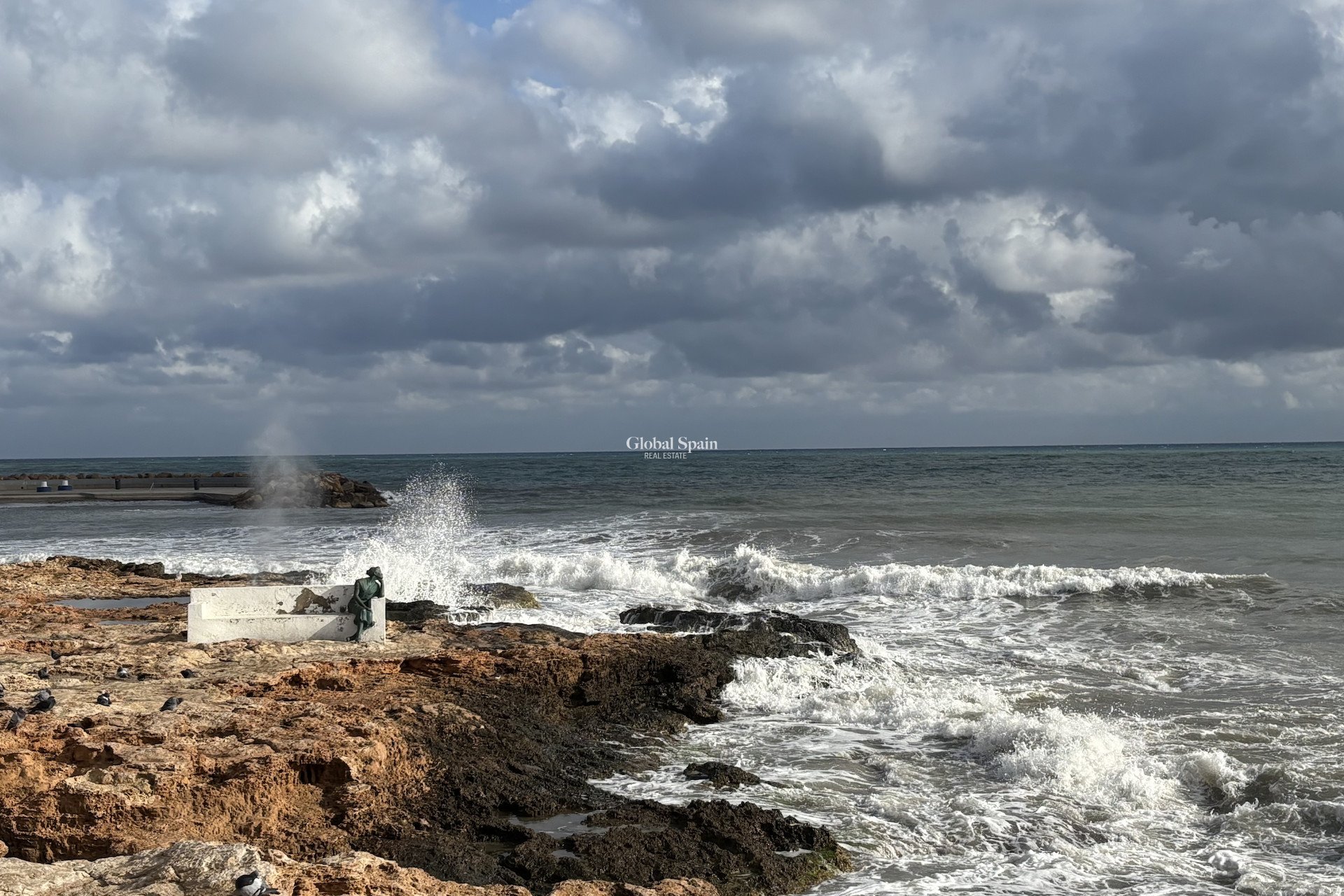 Odsprzedaż - MIESZKANIE -
TORREVIEJA - 